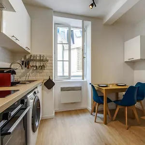 Appartement Bel Moderne Au Coeur Du Panier à - Welkeys, Marseille